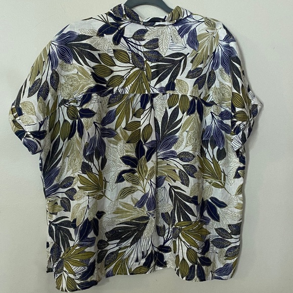 Tahari Multicolor Linen Leaf Print Shirt - Picture 4 of 5